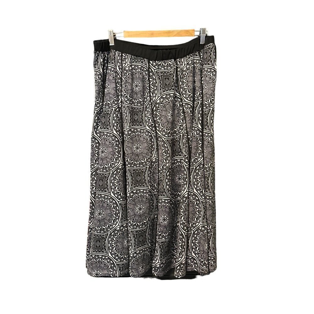 Chances R Women's Black White Midi Skirt 3X Stretchy Panel Skirt Elastic Waist